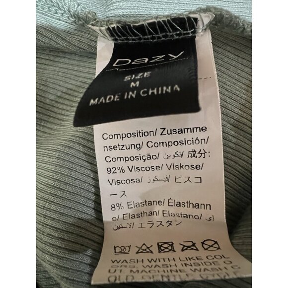 Dazy Tank Crop Top Boatneck ~ Green Ribbed ~ Size Medium - Picture 4 of 4